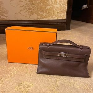 100% Authentic Hermes Kelly Clutch